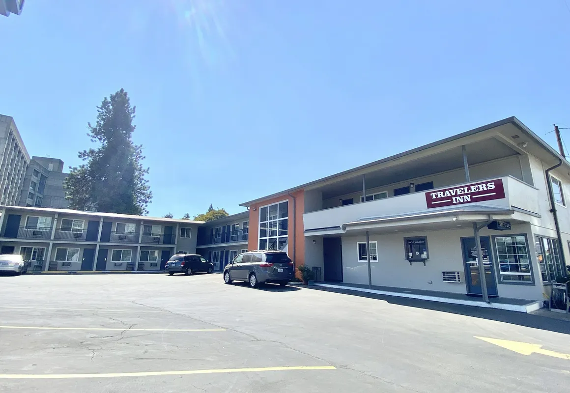 Travelers Inn Eugene University hotel hero