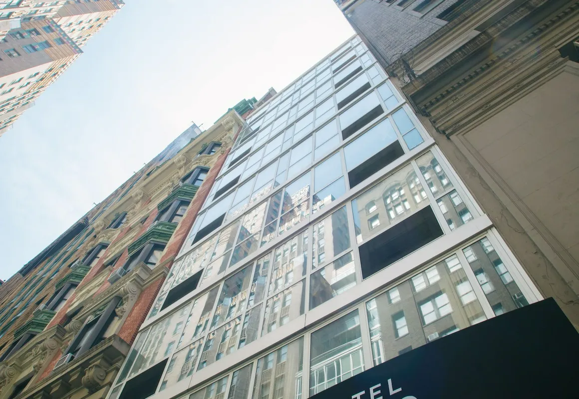 Hotel 32 32 hotel hero