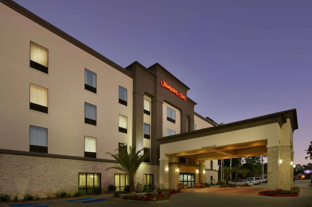 Hampton Inn Lake Charles hotel hero
