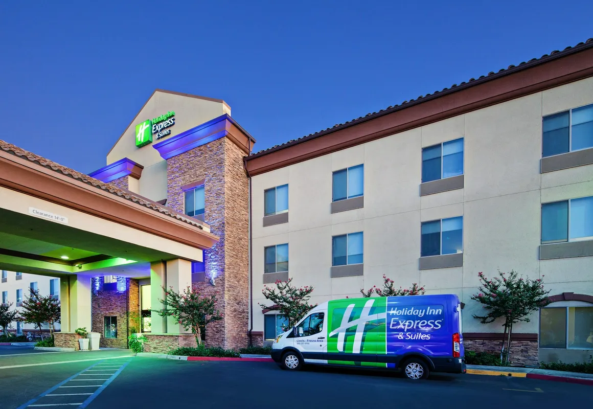 Holiday Inn Express & Suites Clovis-Fresno Area by IHG hotel hero