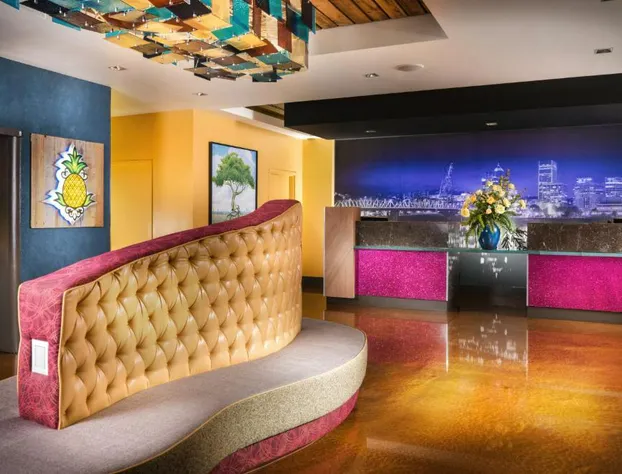 Staypineapple, Hotel Rose, Downtown Portland hotel detail image 2