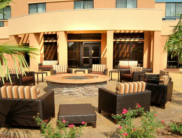 Courtyard by Marriott Jackson Airport/Pearl hotel detail image 1