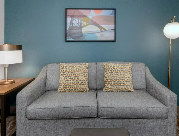 Hilton Garden Inn Buffalo Airport hotel detail image 2