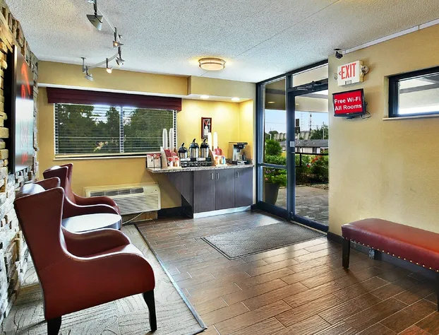 Red Roof Inn Louisville Fair and Expo hotel detail image 4