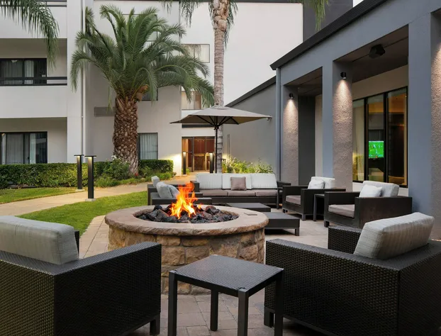 Courtyard by Marriott Fresno hotel detail image 2