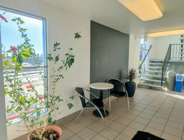 Econo Lodge hotel detail image 4