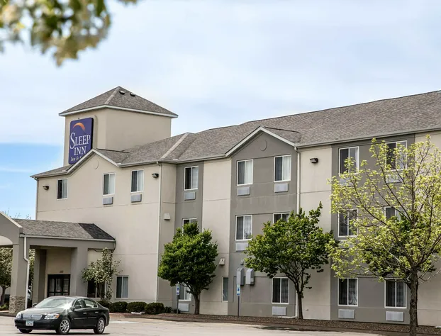 Sleep Inn & Suites Davenport - Quad Cities hotel detail image 1