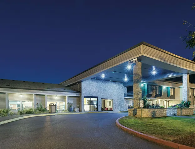 La Quinta Inn & Suites by Wyndham Portland NW hotel detail image 2