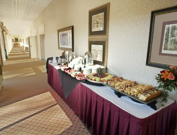 Clarion Hotel & Suites Convention Center Fredericksburg hotel detail image 4