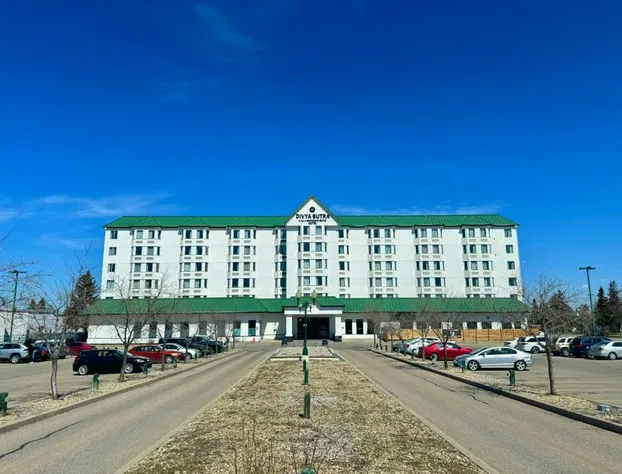 Divya Sutra Plaza and Conference Centre Calgary Airport hotel detail image 2