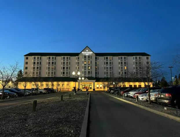 Divya Sutra Plaza and Conference Centre Calgary Airport hotel detail image 1