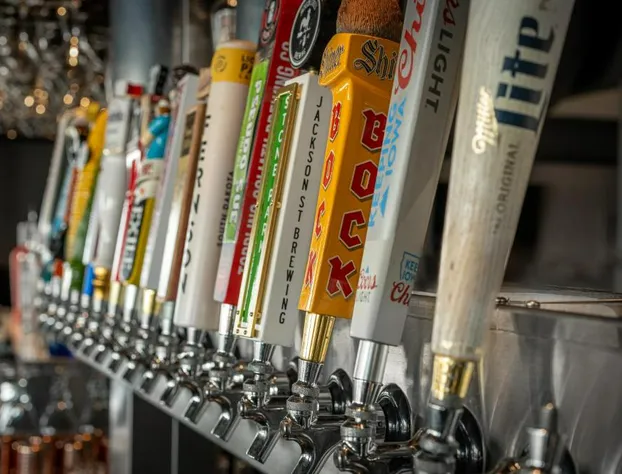 DoubleTree by Hilton Sioux City hotel detail image 1