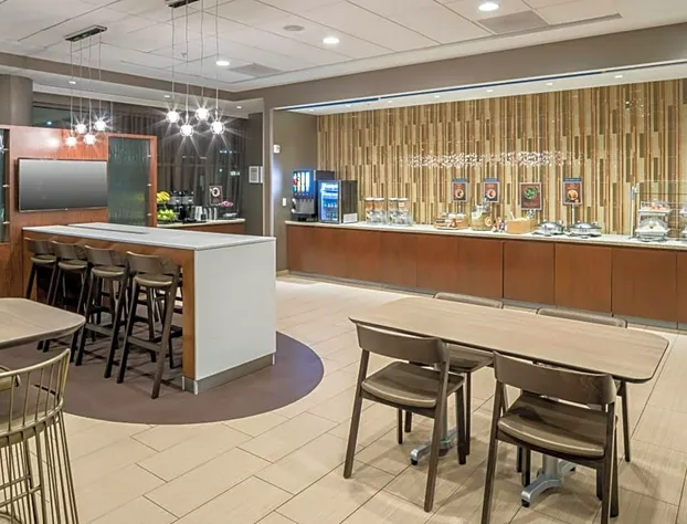 Springhill Suites by Marriott Alexandria Old Town/Southwest hotel detail image 3