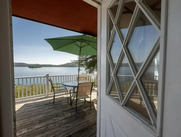 Depe Dene Lakeside Resort hotel detail image 3