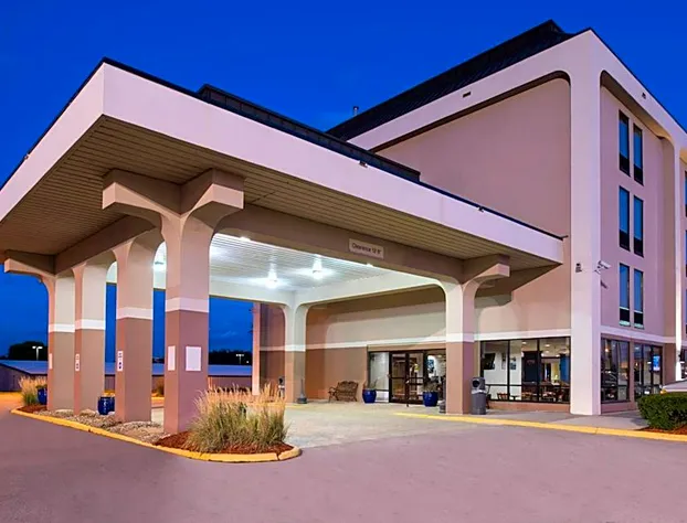 New Victorian Inn & Suites Omaha hotel detail image 2