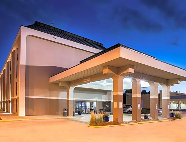 New Victorian Inn & Suites Omaha hotel detail image 3