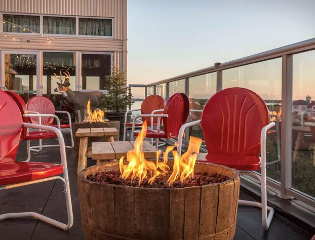 Graduate by Hilton Madison hotel detail image 3