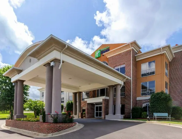 Holiday Inn Express & Suites Vicksburg by IHG hotel detail image 4