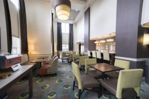 Holiday Inn Express & Suites Vicksburg by IHG hotel detail image 1