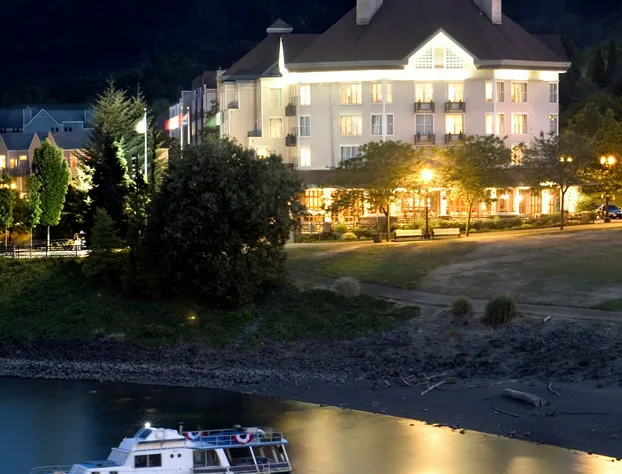 Kimpton Riverplace Hotel by IHG hotel detail image 2