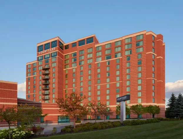 Courtyard by Marriott Ottawa East hotel detail image 1