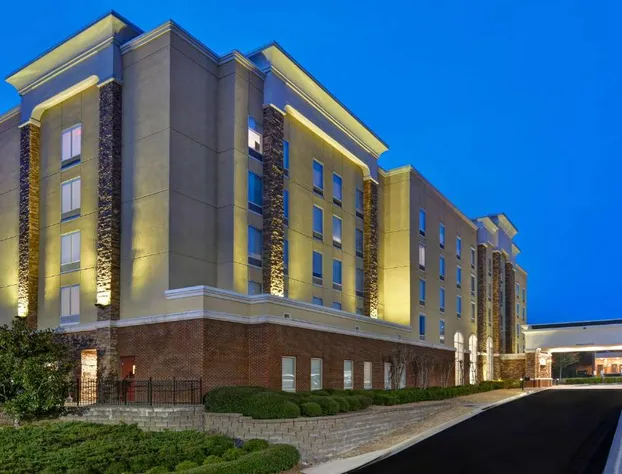 Hampton Suites Birmingham Hoover hotel detail image 1