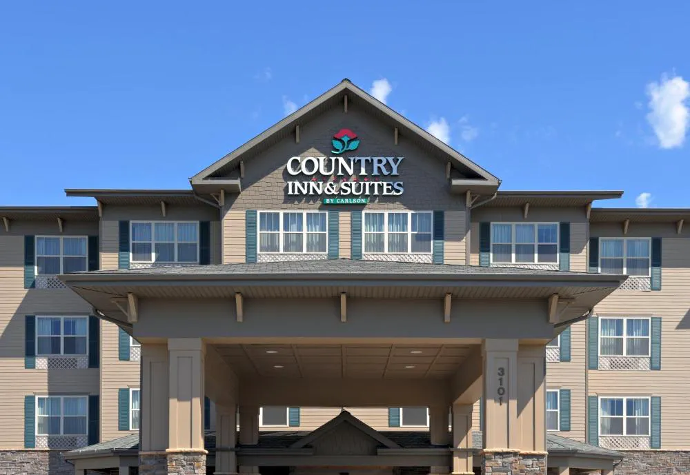 Country Inn & Suites by Radisson, Grand Forks, ND hotel hero