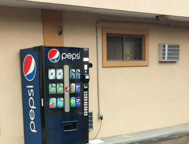 Hallmark Motel hotel detail image 3