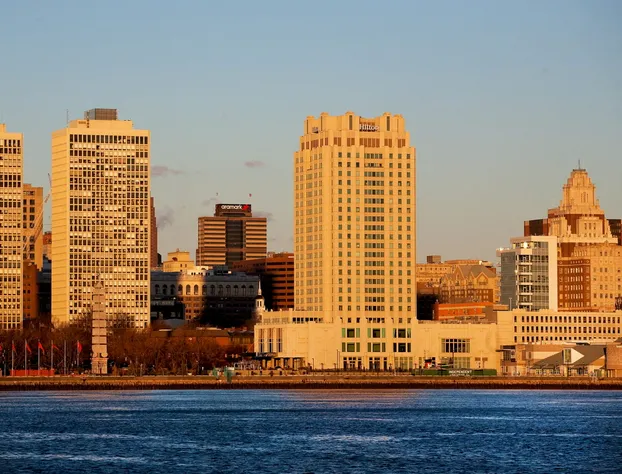 Hilton Philadelphia at Penn's Landing hotel detail image 1
