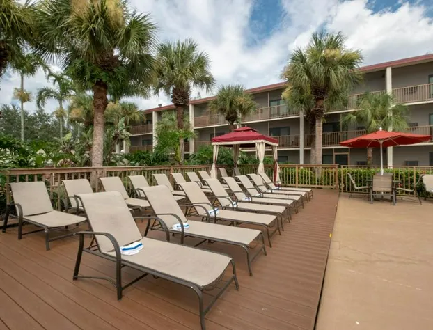 Red Roof Inn PLUS+ & Suites Naples Downtown-5th Ave S hotel detail image 2