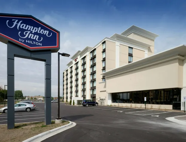 Hampton Inn Green Bay Downtown hotel detail image 4