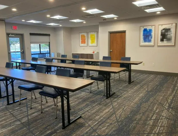 Holiday Inn Express Hotel & Suites Winchester by IHG hotel detail image 2