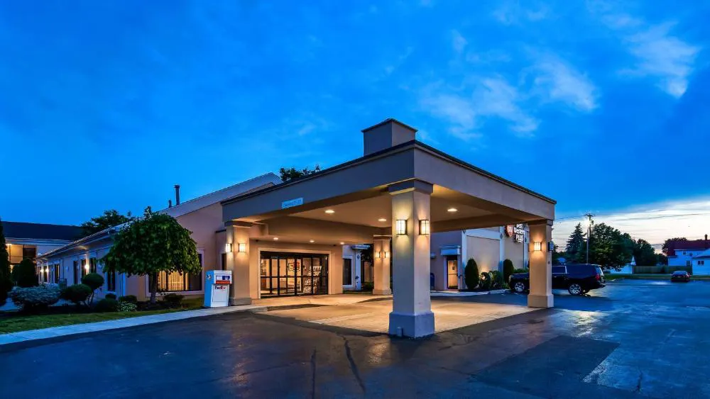 Best Western Galleria Inn & Suites hotel hero
