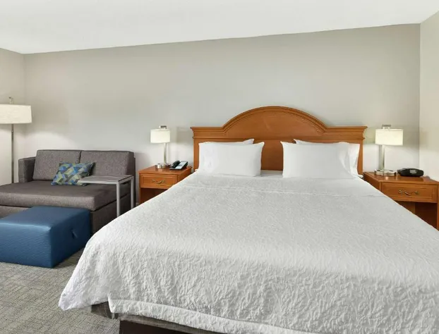 Hampton Inn Atlanta - Newnan hotel detail image 3