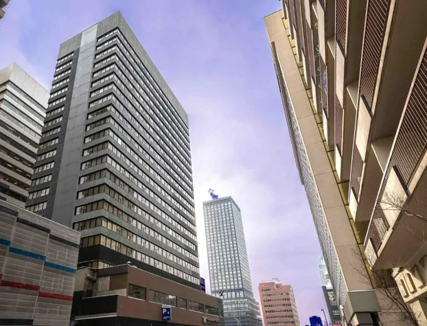 Sandman Signature Calgary Downtown Hotel hotel detail image 1