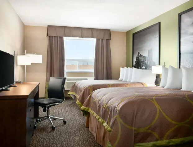Super 8 by Wyndham Regina hotel detail image 3