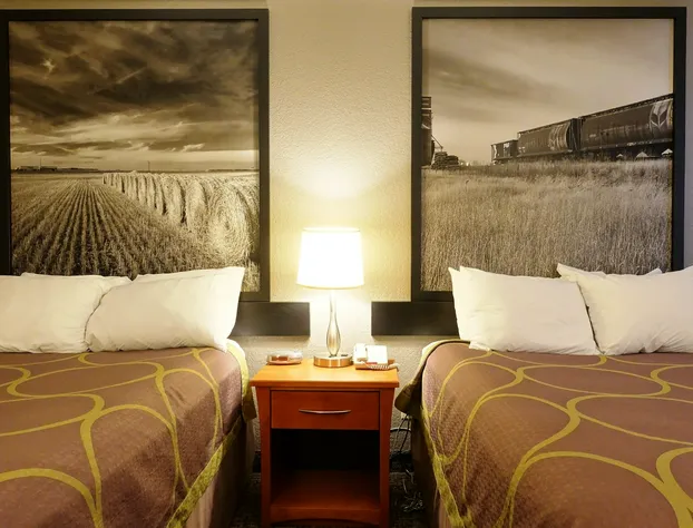 Super 8 by Wyndham Regina hotel detail image 4