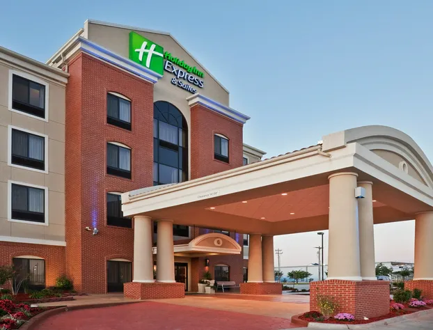 Holiday Inn Express & Suites Oklahoma City West-Yukon by IHG hotel detail image 1