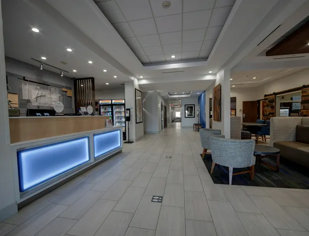 Holiday Inn Express & Suites Oklahoma City West-Yukon by IHG hotel detail image 3