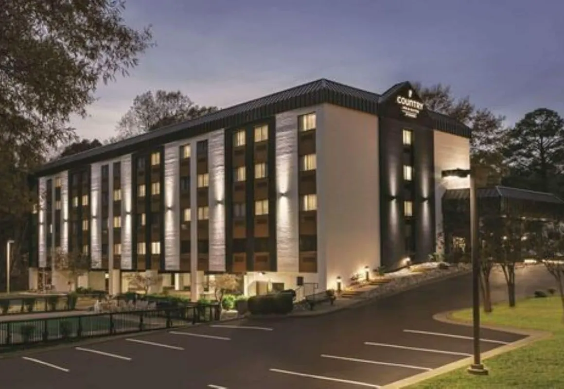 Country Inn & Suites by Radisson, Williamsburg East (Busch Gardens), VA hotel hero