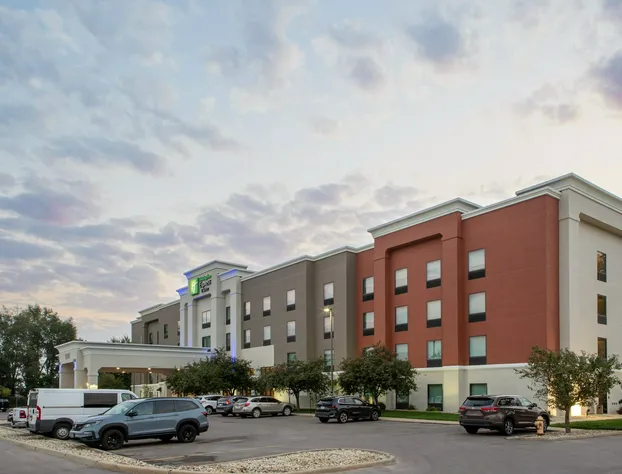 Holiday Inn Express & Suites Sioux City - Southern Hills by IHG hotel detail image 4