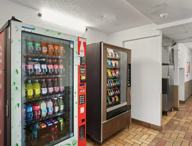 StayInn - Grand Forks hotel detail image 4