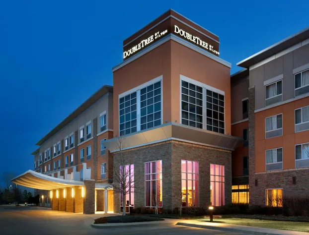 DoubleTree by Hilton Hotel Oklahoma City Airport hotel detail image 1