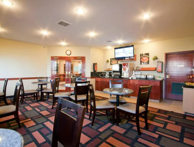 Foxwood Inn & Suites hotel detail image 1