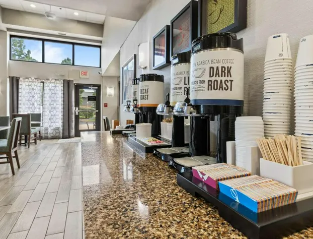 Hampton Inn & Suites Memphis-Wolfchase Galleria hotel detail image 4