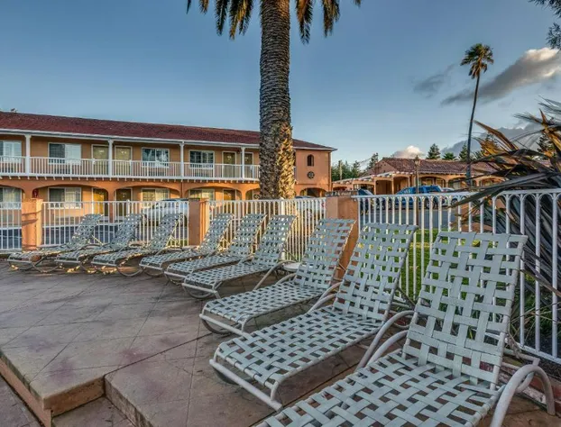 SFO El Rancho Inn SureStay Collection by Best Western hotel detail image 2