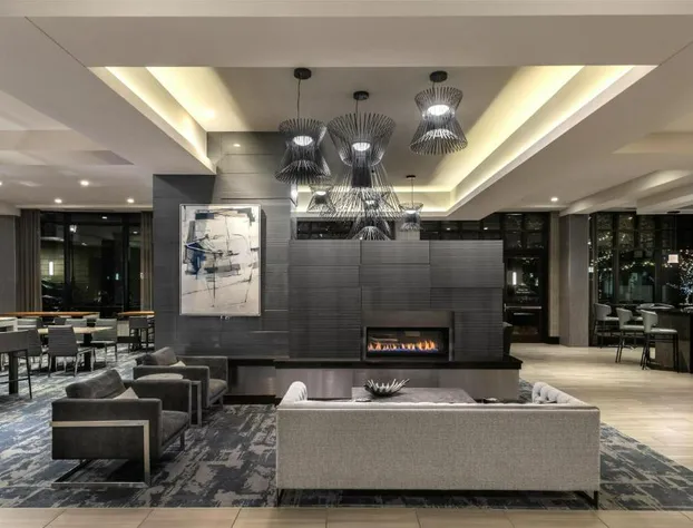 Hampton Inn & Suites Portsmouth Downtown hotel detail image 3