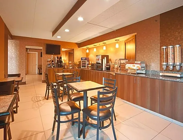 Best Western Inn Buffalo Airport hotel detail image 4