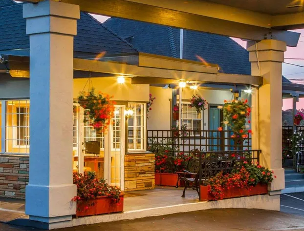 Blu Pacific Hotel hotel detail image 3