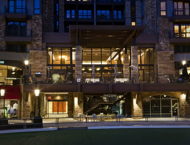 Solaris Residences hotel detail image 1